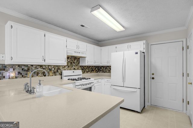 15 Pear Court, Sharpsburg, GA 30277
