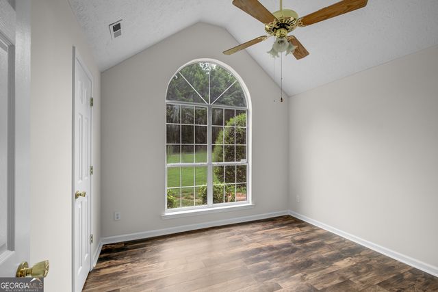 15 Pear Court, Sharpsburg, GA 30277