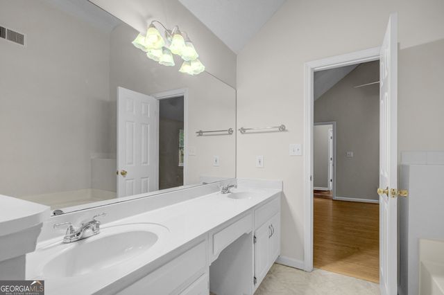 15 Pear Court, Sharpsburg, GA 30277