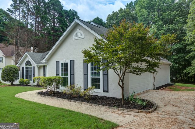 15 Pear Court, Sharpsburg, GA 30277