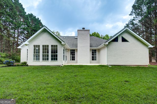 15 Pear Court, Sharpsburg, GA 30277