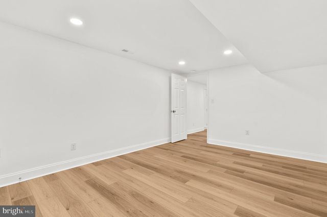 709 WOODDALE RD, Linthicum Heights, MD 21090