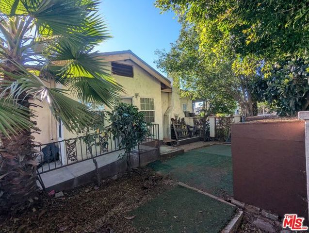 1004 Amalia Avenue, Los Angeles, CA 90022