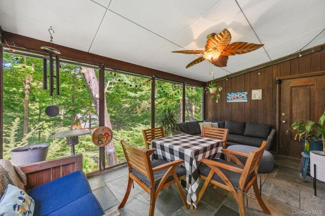 4 N Ledge Loop, Croton-on-hudson, NY 10520