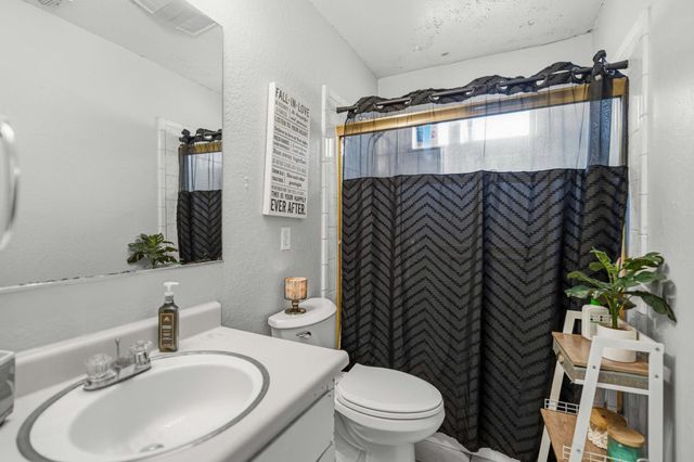 351 Aries Pl, Lathrop, CA 95330