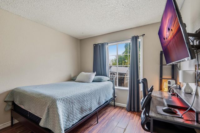 351 Aries Pl, Lathrop, CA 95330