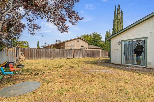 351 Aries Pl, Lathrop, CA 95330