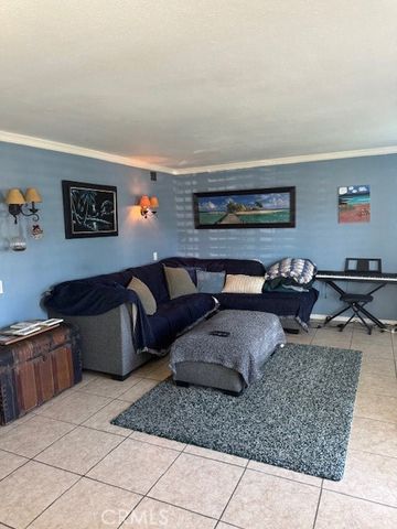 16655 Algonquin, Huntington Beach, CA 92649