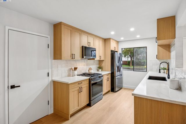 1764 Via Flores, San Jose, CA 95132