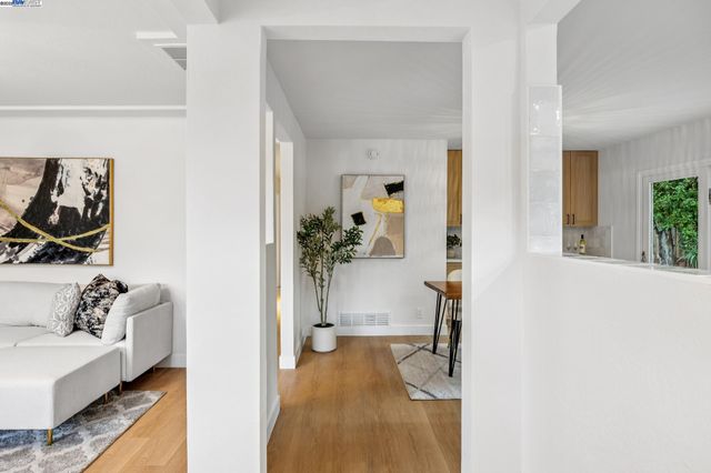 1764 Via Flores, San Jose, CA 95132