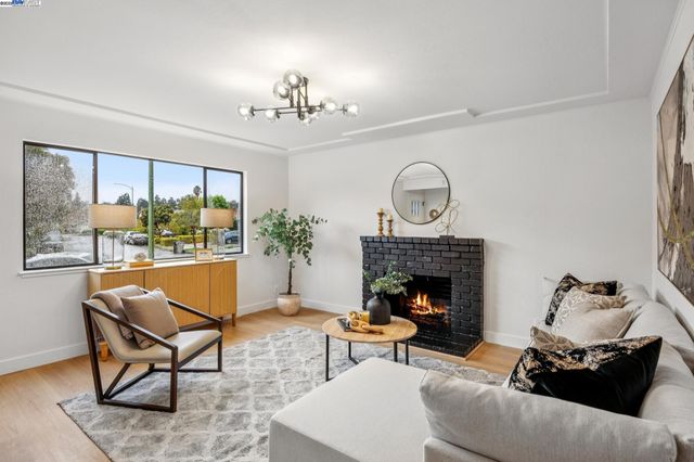 1764 Via Flores, San Jose, CA 95132