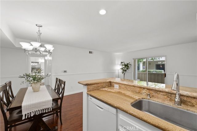 24465 Valle Del Oro 101, Newhall, CA 91321