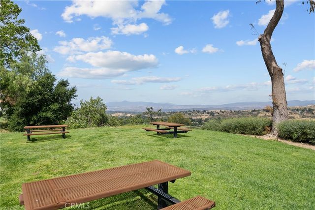 24465 Valle Del Oro 101, Newhall, CA 91321