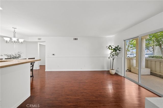24465 Valle Del Oro 101, Newhall, CA 91321