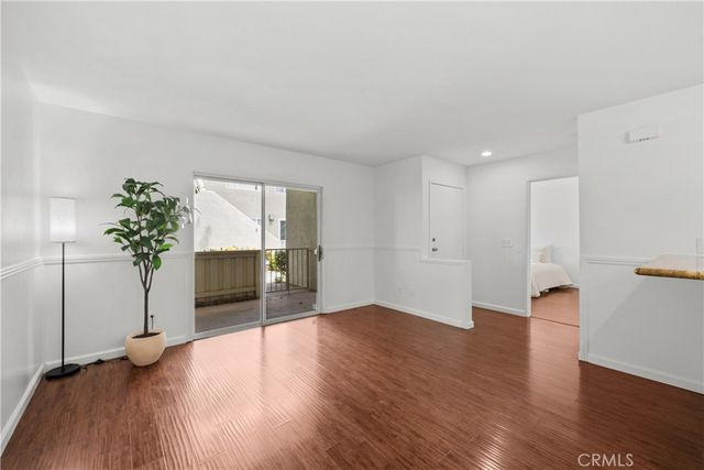 24465 Valle Del Oro 101, Newhall, CA 91321
