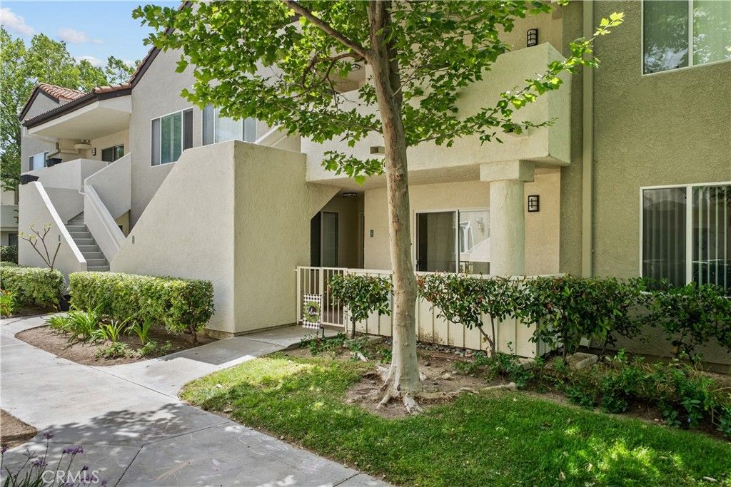 24465 Valle Del Oro 101, Newhall, CA 91321