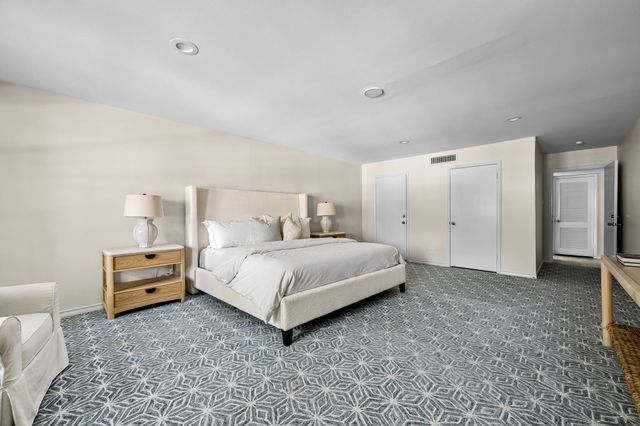 6226 Bandera Avenue C, Dallas, TX 75225