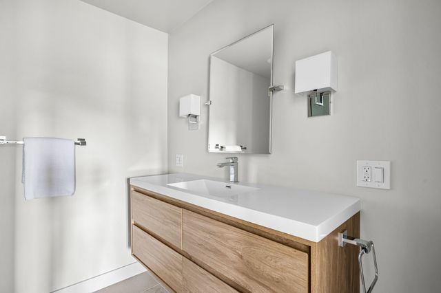 6226 Bandera Avenue C, Dallas, TX 75225