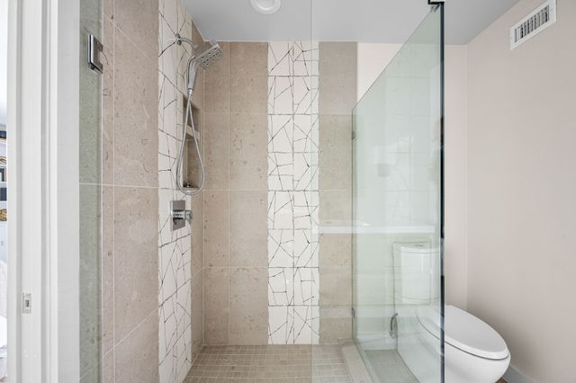 6226 Bandera Avenue C, Dallas, TX 75225