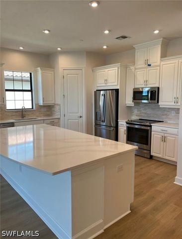 15257 Zeno WAY 204, Naples, FL 34114