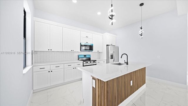 1201 15 terr, Cape Coral, FL 33909