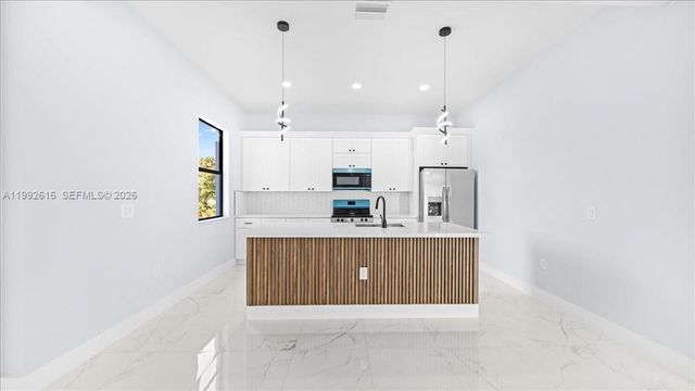 1201 15 terr, Cape Coral, FL 33909