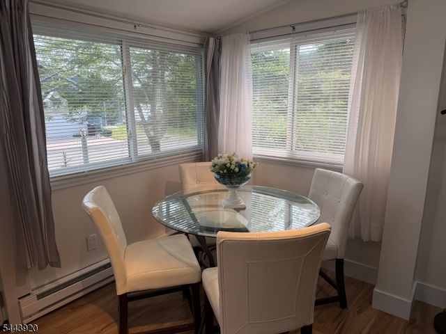 15 Kentucky Ave, Jefferson Twp., NJ 07849