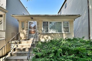 2924 N Dawson Avenue, Chicago, IL 60618