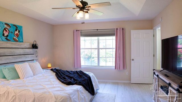 2661 Hidden Estates Cir, Navarre, FL 32566