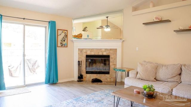 2661 Hidden Estates Cir, Navarre, FL 32566