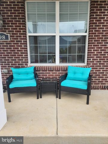 98 KING ST, Bensalem, PA 19020