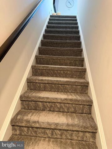 98 KING ST, Bensalem, PA 19020