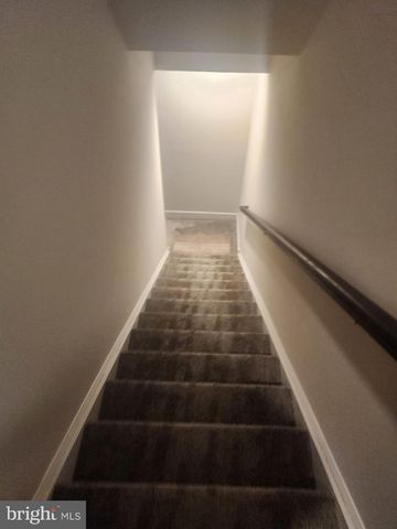 98 KING ST, Bensalem, PA 19020