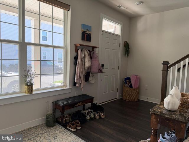 98 KING ST, Bensalem, PA 19020