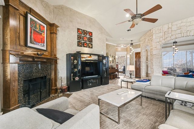 1361 Shallowbend Drive, Midlothian, TX 76065