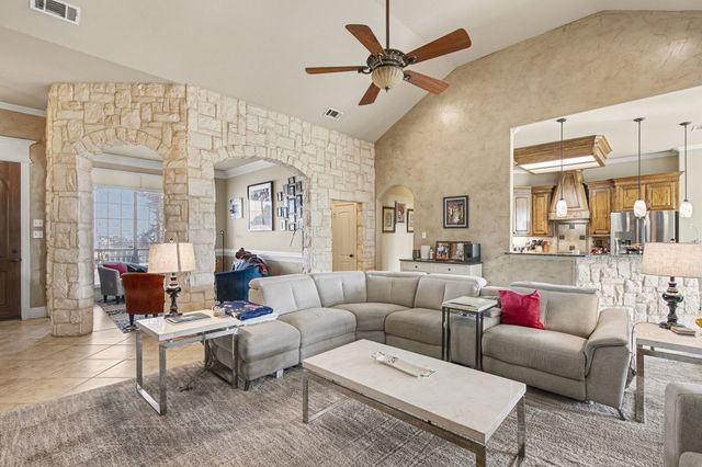 1361 Shallowbend Drive, Midlothian, TX 76065