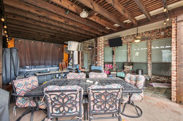 1361 Shallowbend Drive, Midlothian, TX 76065