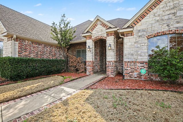 1361 Shallowbend Drive, Midlothian, TX 76065