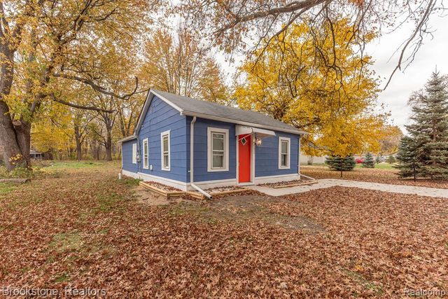 27620 Newcastle Street, Romulus, MI 48174