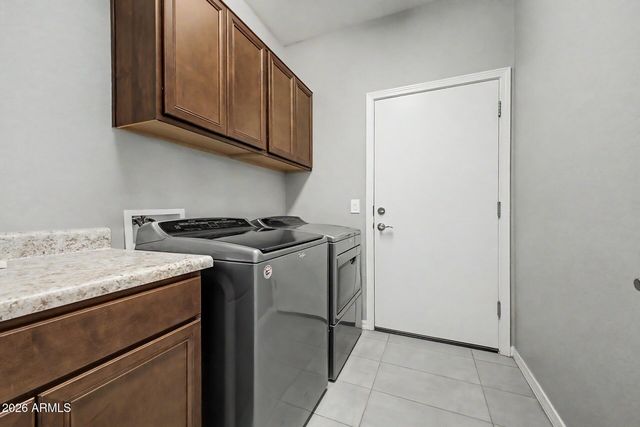 18076 W REDWOOD Lane, Goodyear, AZ 85338