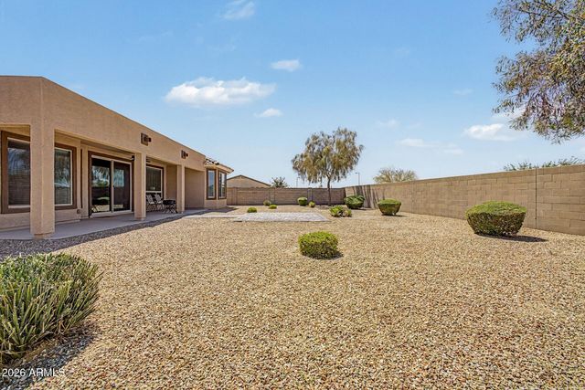 18076 W REDWOOD Lane, Goodyear, AZ 85338