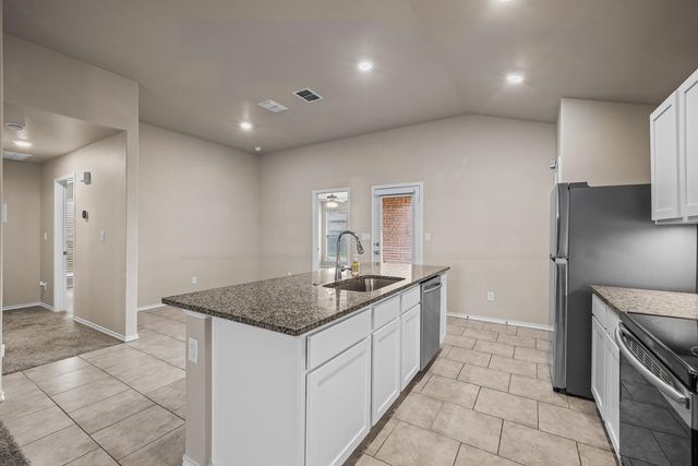 2111 135th Street, Lubbock, TX 79423