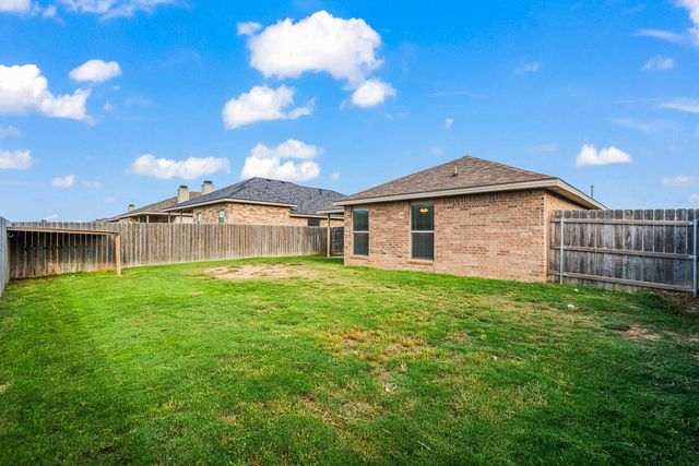 2111 135th Street, Lubbock, TX 79423
