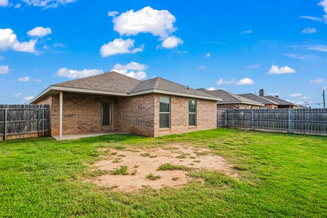 2111 135th Street, Lubbock, TX 79423