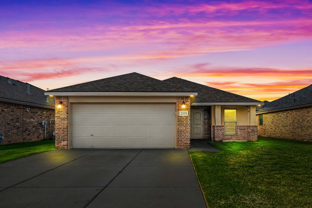 2111 135th Street, Lubbock, TX 79423