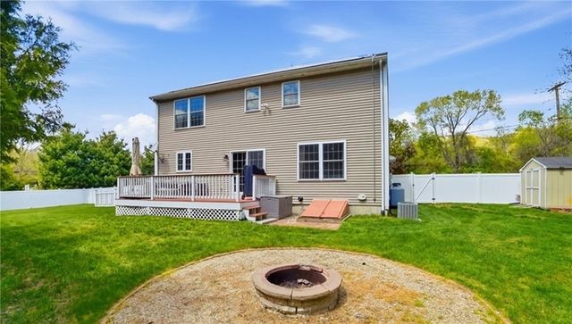 15 Souza Road, Tiverton, RI 02878