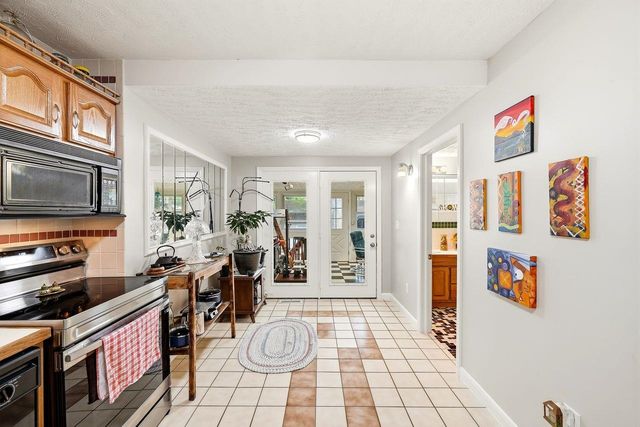 1944 Adams Avenue, Huntington, WV 25704