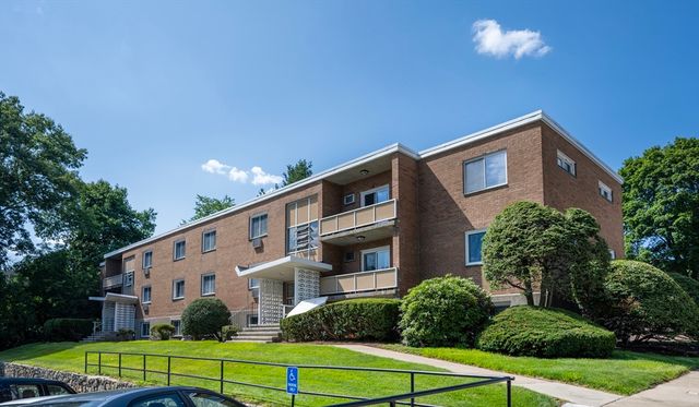 30 Jacqueline Road 20D, Waltham, MA 02452