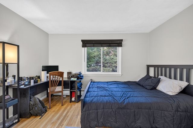 30 Jacqueline Road 20D, Waltham, MA 02452
