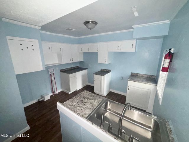 1564 Maria Drive, Jackson, MS 39204